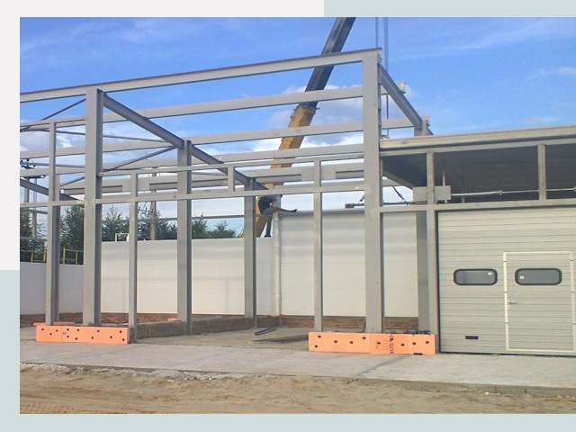 Строительство автосервисов от СтальСтрой-Птк по цене 622 руб.